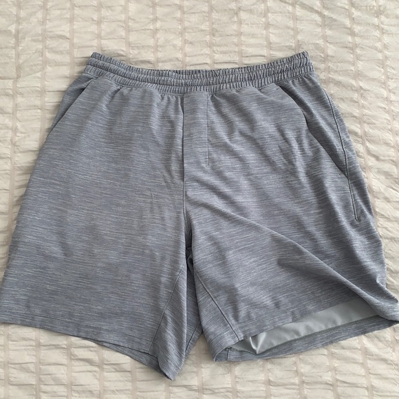 7in Lululemon Shorts - Picture 1 of 2